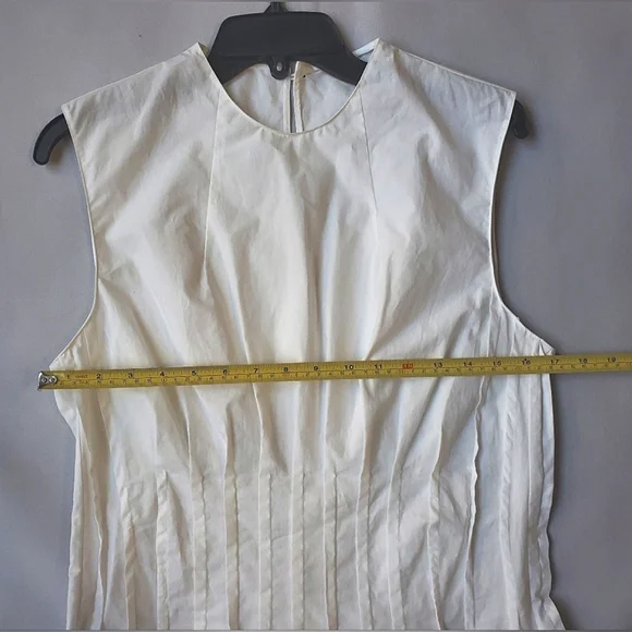 NWT$1,280 Khaite Westin Pintucked Seamed Cotton Poplin Top Sz 10 M - Picture 9 of 16